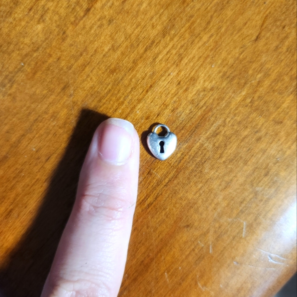 Tiffany & co petite heart lock pendant